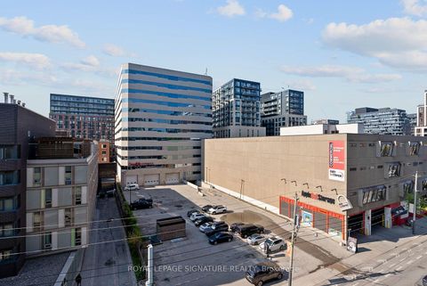 Photo 26 at 710 - 525 Adelaide Street W, Waterfront Communities C1, Toronto