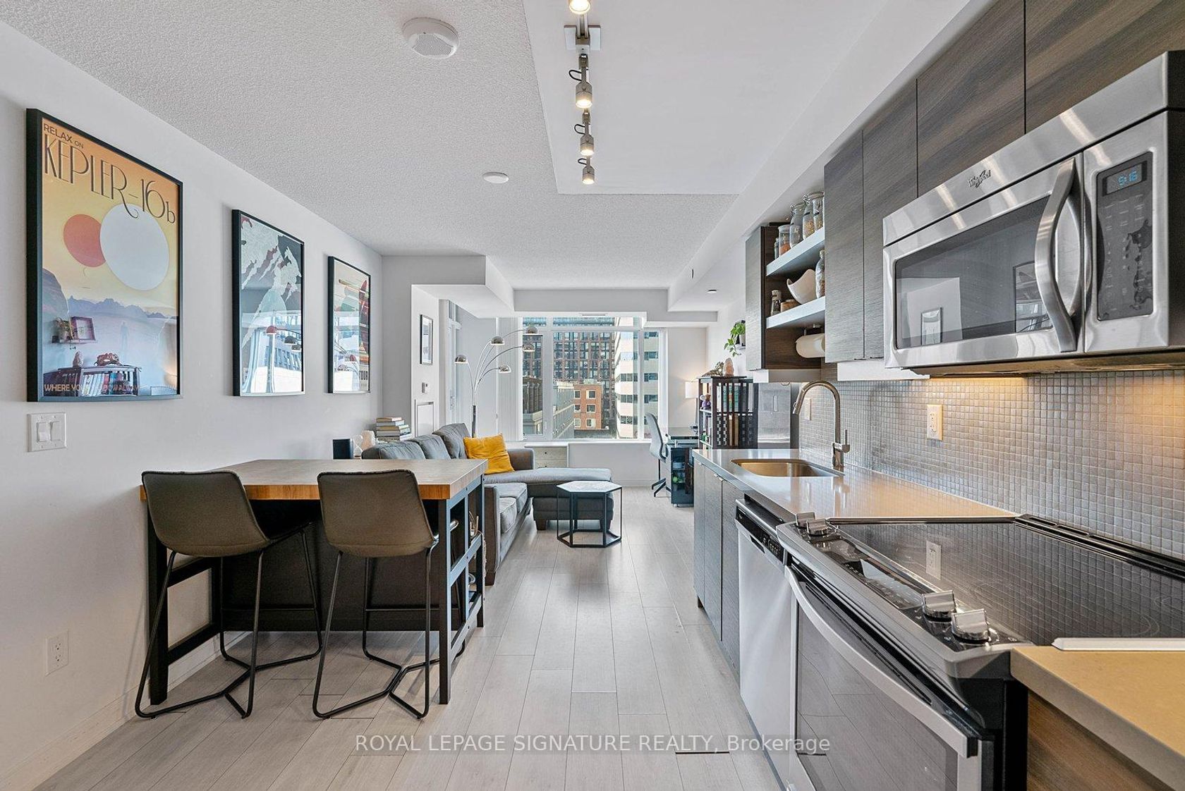 710 - 525 Adelaide Street W, Waterfront Communities C1, Toronto 