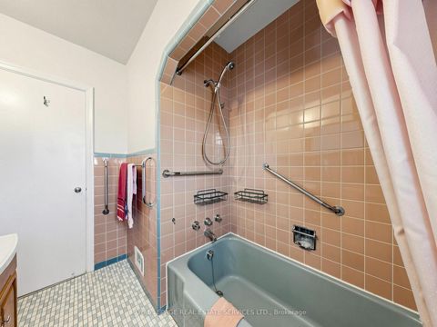 Photo 22 at 86 Whitburn Crescent, CFB, Toronto