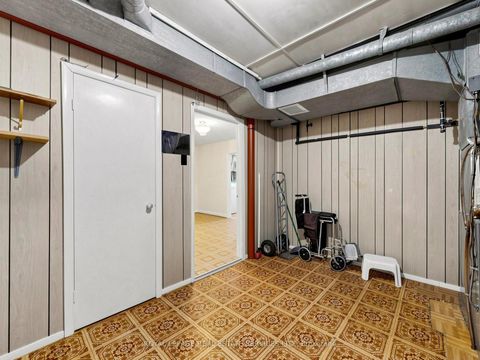 Photo 36 at 86 Whitburn Crescent, CFB, Toronto