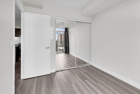 Photo 16 at 1104 - 501 St Clair Avenue W, Casa Loma, Toronto