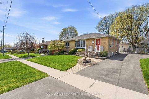 Photo 1 at 1212 Valley Drive, Lakeview, Oshawa
