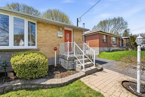 Photo 2 at 1212 Valley Drive, Lakeview, Oshawa