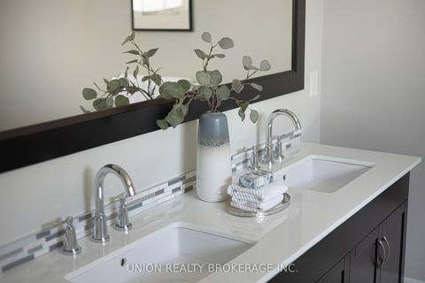 Photo 21 at 64 Bethune Boulevard, Scarborough Village, Toronto
