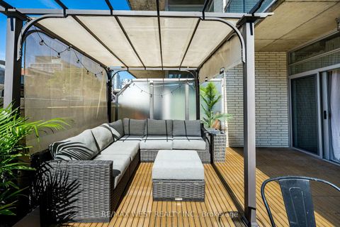 Photo 3 at 212 - 66 Portland Street, Waterfront Communities C1, Toronto