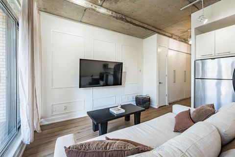 Photo 8 at 212 - 66 Portland Street, Waterfront Communities C1, Toronto