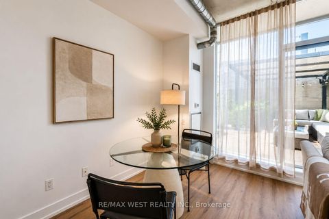 Photo 10 at 212 - 66 Portland Street, Waterfront Communities C1, Toronto