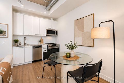 Photo 11 at 212 - 66 Portland Street, Waterfront Communities C1, Toronto