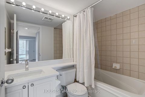 Photo 13 at 901 - 28 Harrison Garden Boulevard, Willowdale East, Toronto