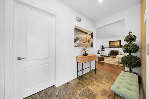Photo 4 at 19 Wall Avenue, Pelmo Park W4, Toronto