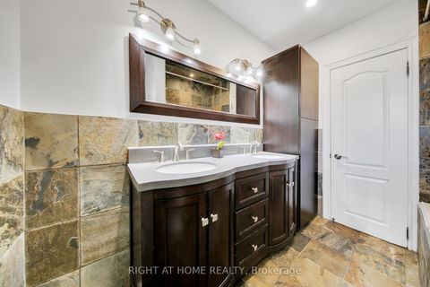 Photo 16 at 19 Wall Avenue, Pelmo Park W4, Toronto
