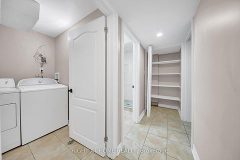 Photo 29 at 19 Wall Avenue, Pelmo Park W4, Toronto