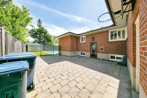 Photo 39 at 19 Wall Avenue, Pelmo Park W4, Toronto
