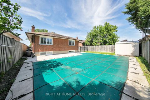 Photo 44 at 19 Wall Avenue, Pelmo Park W4, Toronto