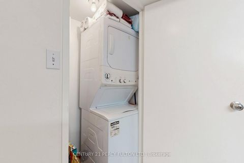 Photo 24 at 224 - 77 Maitland Place, North St. James Town, Toronto