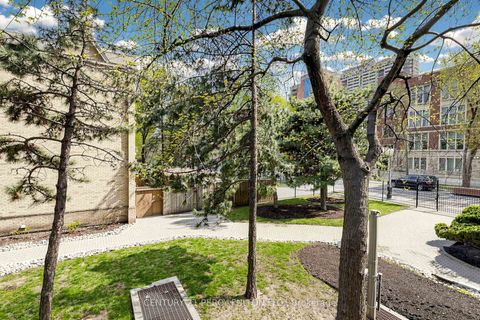 Photo 30 at 224 - 77 Maitland Place, North St. James Town, Toronto