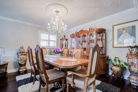 Photo 10 at 593A Scarlett Road N, Humber Heights, Toronto