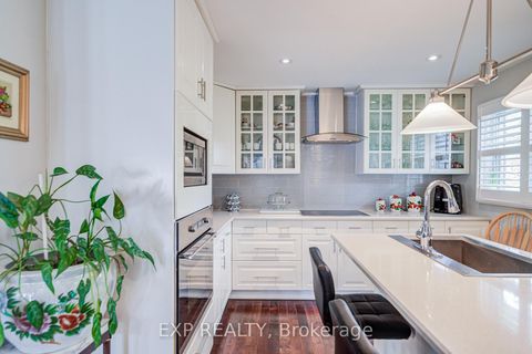 Photo 12 at 593A Scarlett Road N, Humber Heights, Toronto