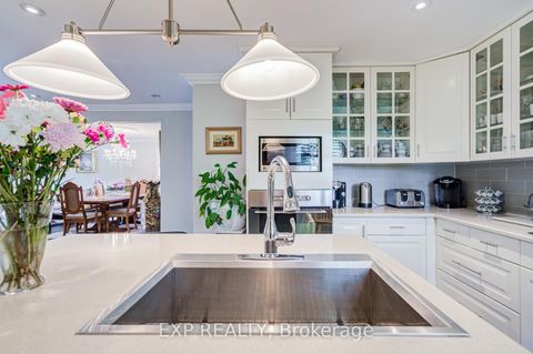 Photo 16 at 593A Scarlett Road N, Humber Heights, Toronto