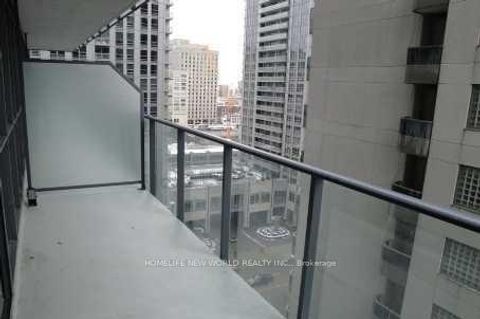Photo 2 at 808 - 770 Bay Street, Bay Street Corridor, Toronto