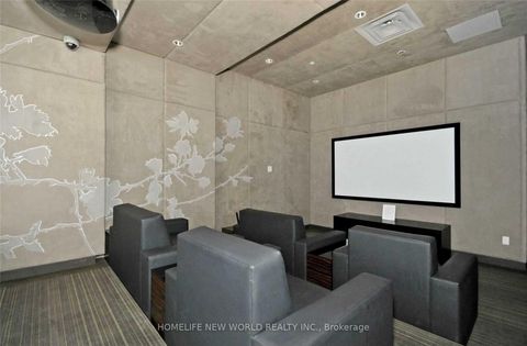 Photo 3 at 808 - 770 Bay Street, Bay Street Corridor, Toronto