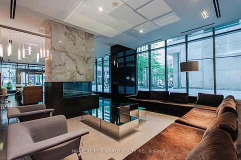 Photo 4 at 808 - 770 Bay Street, Bay Street Corridor, Toronto