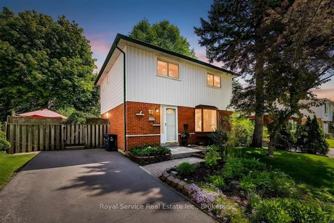 Photo 0 at 17 Gorsey Square, Malvern, Toronto
