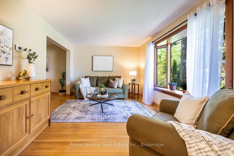 Photo 2 at 17 Gorsey Square, Malvern, Toronto