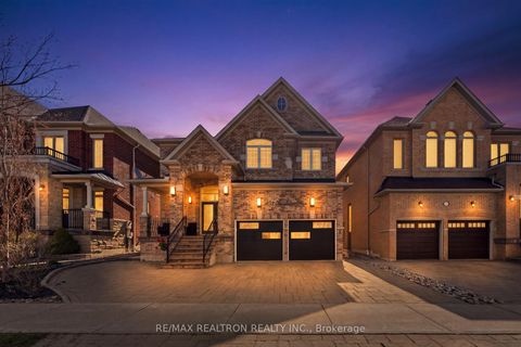 Photo 2 at 103 Sir Stevens Drive, Patterson, Vaughan