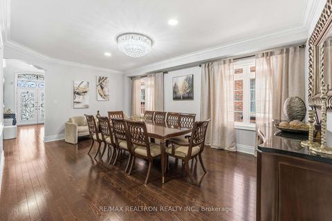 Photo 9 at 103 Sir Stevens Drive, Patterson, Vaughan
