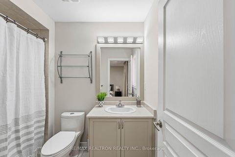 Photo 34 at 103 Sir Stevens Drive, Patterson, Vaughan