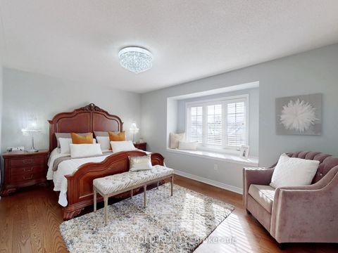 Photo 11 at 72 Headwater Crescent, Oak Ridges Lake Wilcox, Richmond Hill
