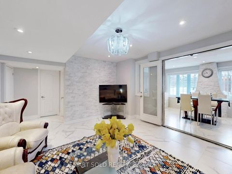 Photo 23 at 72 Headwater Crescent, Oak Ridges Lake Wilcox, Richmond Hill