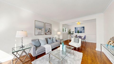 Photo 9 at 63 Flora Drive, Dorset Park, Toronto