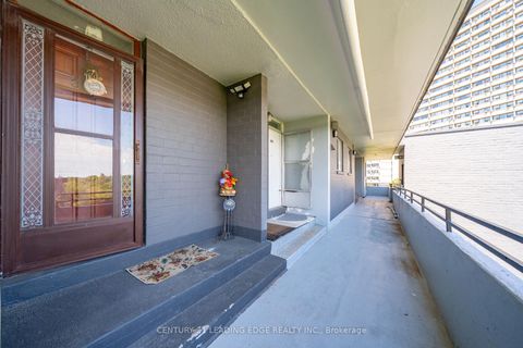 Photo 11 at 307 - 55 Sunny Glenway, Flemingdon Park, Toronto