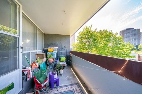 Photo 37 at 307 - 55 Sunny Glenway, Flemingdon Park, Toronto