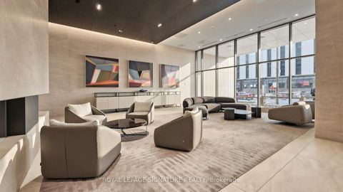Photo 5 at 1011 - 2221 Yonge Street, Mount Pleasant West, Toronto