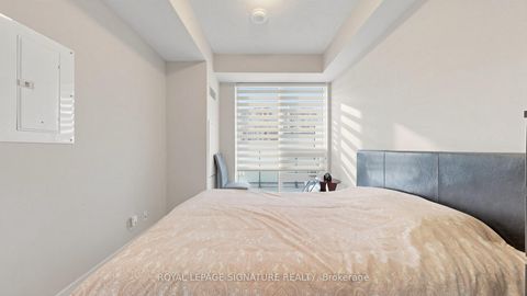 Photo 17 at 1011 - 2221 Yonge Street, Mount Pleasant West, Toronto