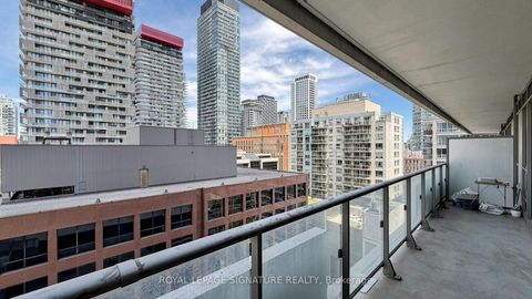 Photo 27 at 1011 - 2221 Yonge Street, Mount Pleasant West, Toronto