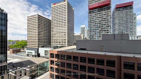 Photo 32 at 1011 - 2221 Yonge Street, Mount Pleasant West, Toronto