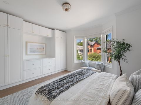 Photo 14 at 15 Melville Avenue, Junction, Toronto