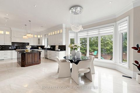 Photo 16 at 19 Michigan Drive, Newtonbrook East, Toronto