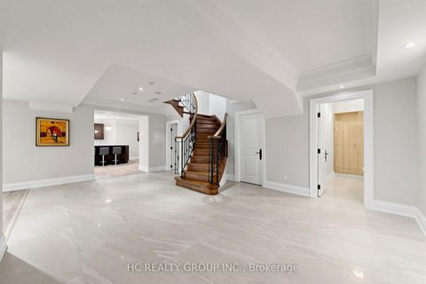 Photo 29 at 19 Michigan Drive, Newtonbrook East, Toronto