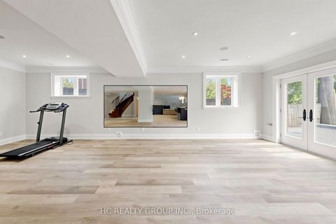 Photo 37 at 19 Michigan Drive, Newtonbrook East, Toronto