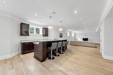 Photo 40 at 19 Michigan Drive, Newtonbrook East, Toronto