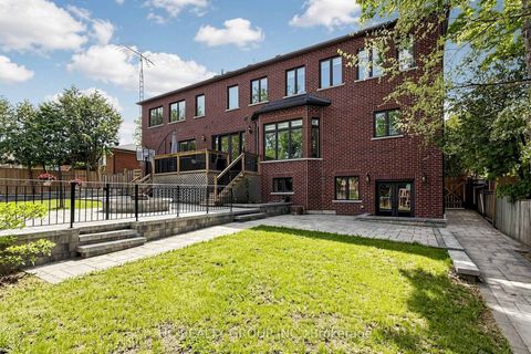 Photo 46 at 19 Michigan Drive, Newtonbrook East, Toronto