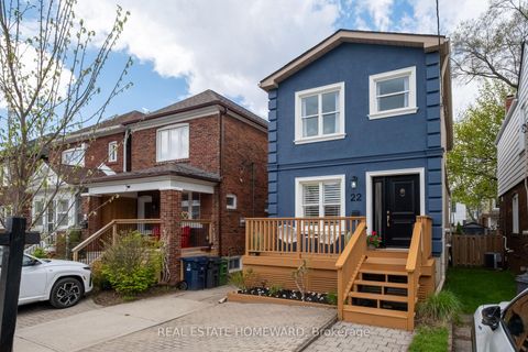 Photo 1 at 22 Kimbourne Avenue, East York, Toronto