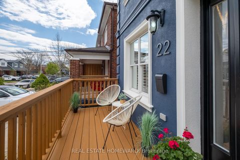 Photo 2 at 22 Kimbourne Avenue, East York, Toronto
