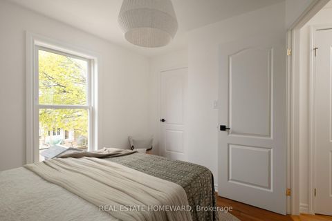 Photo 26 at 22 Kimbourne Avenue, East York, Toronto