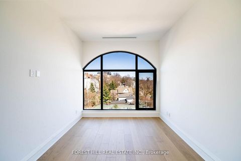 Photo 17 at 6A - 2010 Bathurst Street, Cedarvale, Toronto